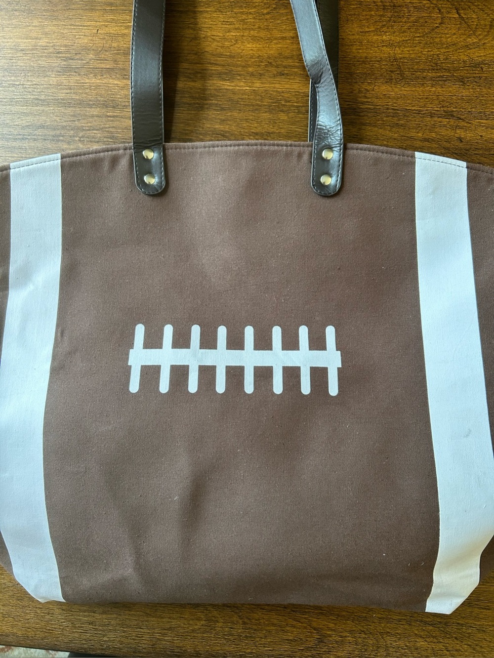 🏈 Touchdown Style: The Ultimate Game Day Canvas Tote Bag! 🏈